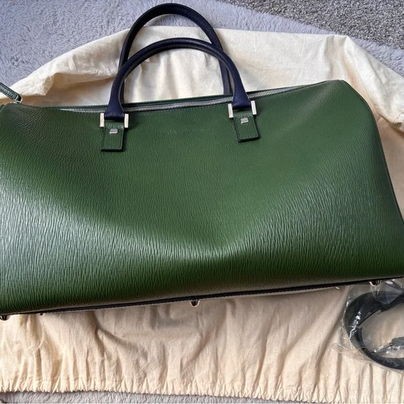Salvatore Ferragamo Stylish Green Duffel Bag for Travel